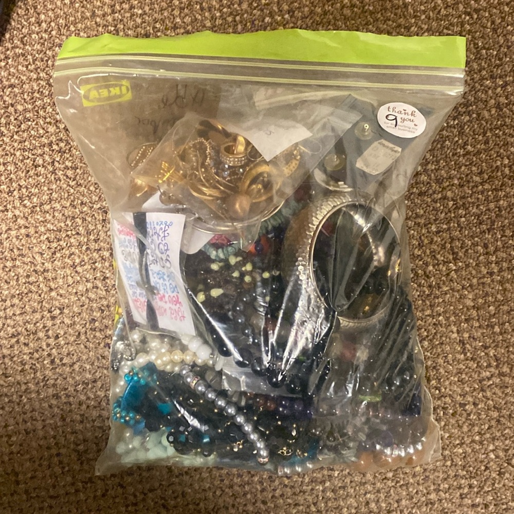 Assorted Jewellery Grab Bag